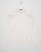 Art. 55126 19690
Col 113  / Off white
Composition 80% wo 10% ws 10%vi
12 gauge
Made in Italy Gran Sasso Wool & Cashmere Half-Zip / Off White