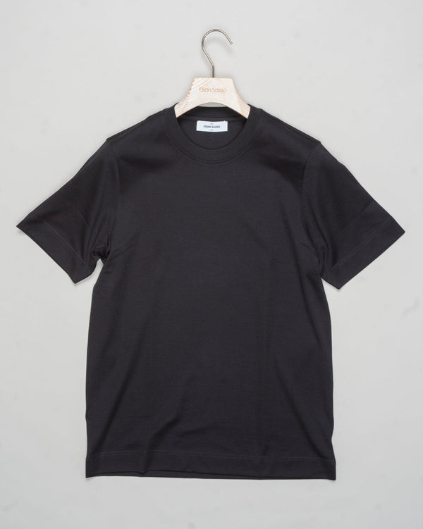 Art. 60139 / 81000
Col 099 / Black
Composition 100% cotton
Made in Italy
Gran Sasso Cotton T-Shirt / Black