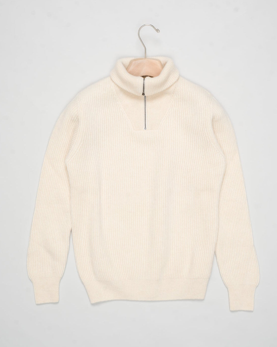 G.R.P. Firenze Ribbed Crewneck Knit
Col. Ecru&nbsp;
Composition 90% wool 10% cashmere
Made in Italy G.R.P. Firenze Ribbed Half-Zip Knit / Ecru