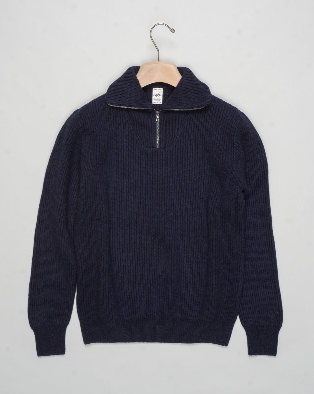 G.R.P. Firenze Ribbed Crewneck Knit
Col. Navy&nbsp;
Composition 90% wool 10% cashmere
Made in Italy G.R.P. Firenze Ribbed Half-Zip Knit / Navy