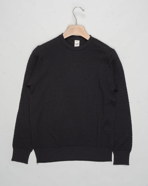 G.R.P. Firenze Ribbed Crewneck Knit
Col. Black
Composition 100% merino wool
Made in Italy G.R.P. Firenze Spotknit Crewneck / Black