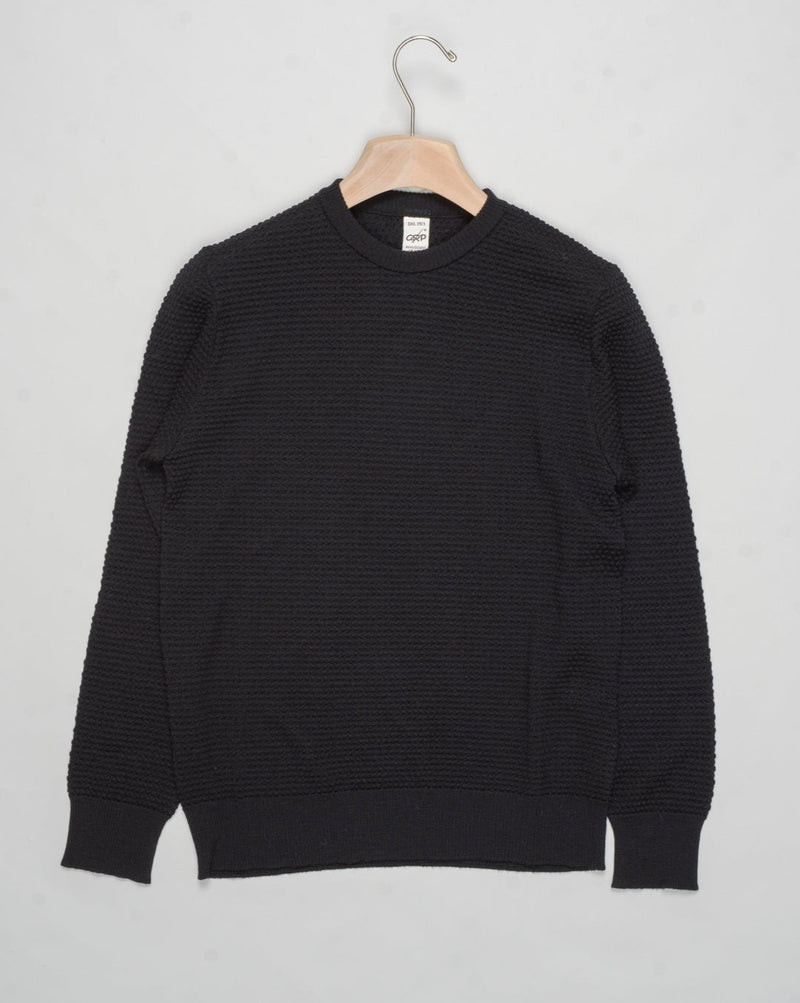 G.R.P. Firenze Ribbed Crewneck Knit
Col. Black
Composition 100% merino wool
Made in Italy G.R.P. Firenze Spotknit Crewneck / Black