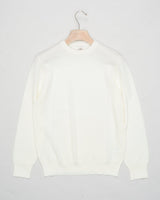 G.R.P. Firenze Ribbed Crewneck Knit
Col. Ecru
Composition 100% merino wool
Made in Italy G.R.P. Firenze Spotknit Crewneck / Ecru