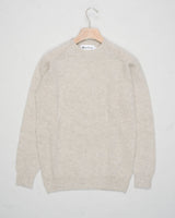 Composition: 100% Pure new wool
Article: 3834/7 Shaggy
Color: Vellum / Natural&nbsp;
Made in Scotland Harley of Scotland Shaggy Crew Neck / Vellum