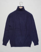 Composition: 100% Pure new wool
Made in Scotland
Article: 3834/5 Shaggy
Color: Navy Harley of Scotland Shaggy Roll Neck / Navy