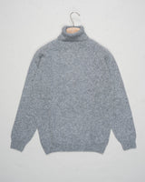 Composition: 100% Pure new wool
Made in Scotland
Article: 3834/5 Shaggy
Color: Mid Grey Harley of Scotland Shaggy Roll Neck / Mid Grey