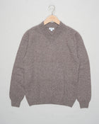  Product code: MJUM8294-BRGC

Made in Scotland
100% Super Geelong Lambswool
Cool hand wash
Do not tumble dry
Dry cleanable Sunspel Lambswool V-Neck Jumper / 