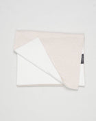 Measurements: L: 194cm W: 40cm
Article: 57123 / 15564
Color: 113 / Light Beige & Off White
Composition: 100% Cashmere
Made in Italy Gran Sasso Double Face Cashmere Scarf / Light Beige & Off White