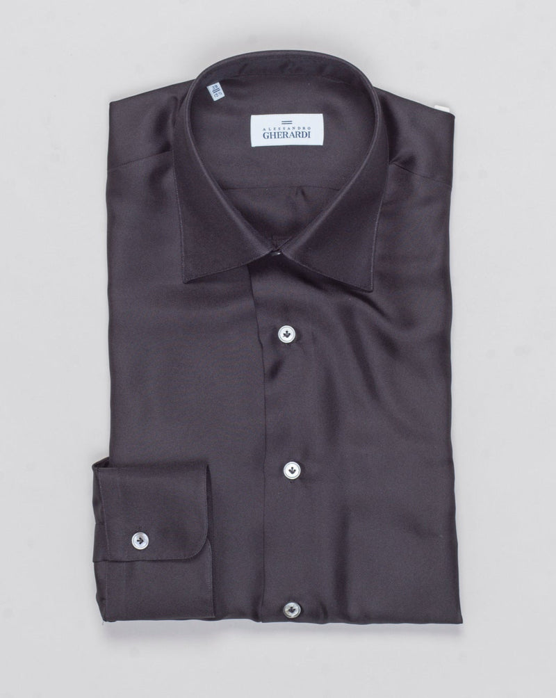 Composition: 100% Silk
Single cuffs
Removable collarbones
Article: BR6-1K-7T
Color: Black
Made in Italy Alessandro Gherardi Silk Shirt / Black