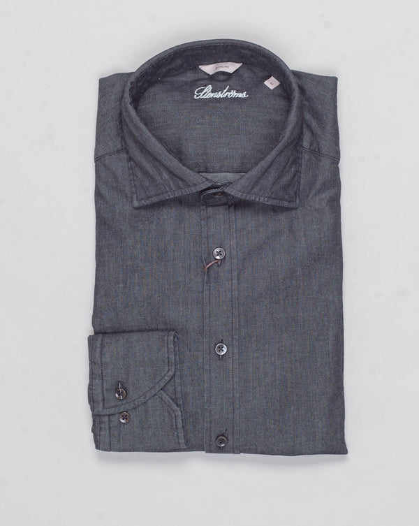 Slimline
Cut away collar
Single cuff
Mother of Pearl buttons
Composition: 98% Cotton 2% Elastan
Article: 7749217995
Color: 600 / Black Stenströms Casual Denim Stretch Shirt / Black