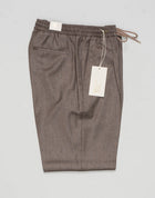 Article: 400123
Model: Wimbledons
Color: Brown / 36
Composition: 90% Virgin Wool 10% Cashmere
Lining: 100% Cotton
One Pleat
Slanted side pockets
Drawstring waist
Made in Naples, Italy Briglia Drawstring Flannel Trousers / Brown