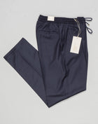 Article: 400123
Model: Wimbledons
Color: Navy / 11
Composition: 90% Virgin Wool 10% Cashmere
Lining: 100% Cotton
One Pleat
Slanted side pockets
Drawstring waist
Made in Naples, Italy Briglia Drawstring Flannel Trousers / Navy