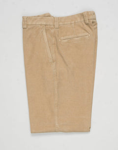 Model: Chiaiaff long-GD
Flat front
Front pockets: slanted
Back pocket left: welted&nbsp; &nbsp;right: with flap
Hemming: plain (chinos)
Article: dv2000x
Color: 3830 / Beige&nbsp;
Composition: 97% Cotton 3% Elastan&nbsp;
Made in Martina Franca, Italy Berwich Garment Dyed Chiaia Cotton Chinos / Beige