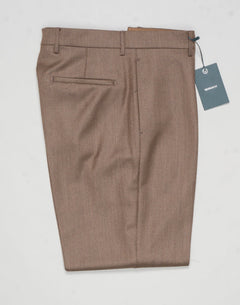 Model: Chiaia long
Single pleat
Front pockets: seam
Back pockets: welted
Hemming: 5cm turn ups
Article: ca1986
Color: Greige
Composition: 100% Virgin wool natural stretch
Made in Martina Franca, Italy Berwich Covert Wool Trousers / Greige