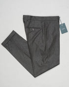 Model: Sauma20
Flat front
Front pockets: slanted
Back pockets: with button
Belt loops
3,5cm turn ups
Article: vb1504
Color: Army
Composition: 100% virgin wool natural stretch
Made in Martina Franca, Italy Berwich VBC Flannel Trousers / Army