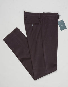 Composition: 98% Cotton 2% Elastan&nbsp;
Color: Dark Brown
Model: vulcano23
Flat front
Front pockets: seam
Back pockets: welted
Hemming: unfinished
Article: ts1620x
Made in Martina Franca, Italy Berwich Cotton Chinos / Dark Brown
