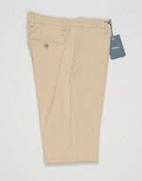omposition: 98% Cotton 2% Elastan
Color: Beige
Model: vulcano23
Flat front
Front pockets: seam
Back pockets: welted
Hemming: unfinished
Article: ts1620x
Made in Martina Franca, Italy Berwich Cotton Chinos / Beige