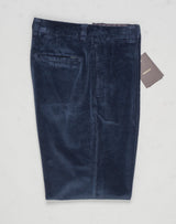 Garment dyed
Model: Chiaia long
Single pleat
Front pockets: seam
Back pockets: welted
Hemming: 5cm turn ups
Article: dv0500x
Color: Navy
Composition: 98% Cotton 2% Elastan
Made in Martina Franca, Italy Berwich Garment Dyed Corduroy Trousers / Navy