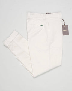 Garment dyed
Model: Chiaia long
Single pleat
Front pockets: seam
Back pockets: welted
Hemming: 5cm turn ups
Article: dv0500x
Color: Latte
Composition: 98% Cotton 2% Elastan
Made in Martina Franca, Italy Berwich Garment Dyed Corduroy Trousers / Latte