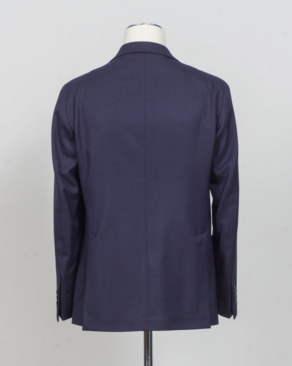 Model: Montecarlo&nbsp; 1SHO22K (1.5cm longer)
Notch lapel
Single breasted&nbsp;
2 Buttons
Sidevents
&nbsp;99% wool 1% ea
Art 060069
Col B5040 / Navy
Made in Martina Franca, Italy Tagliatore Wool Panama Jacket / Navy
