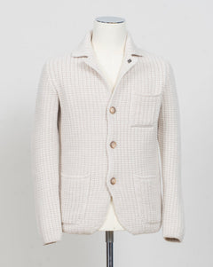 Gran Sasso Heavy Knitted Jacket
Article: 10166 / 25073
Color: 054 / Light Beige
Composition: 100% Virgin Wool
Made in Italy&nbsp;