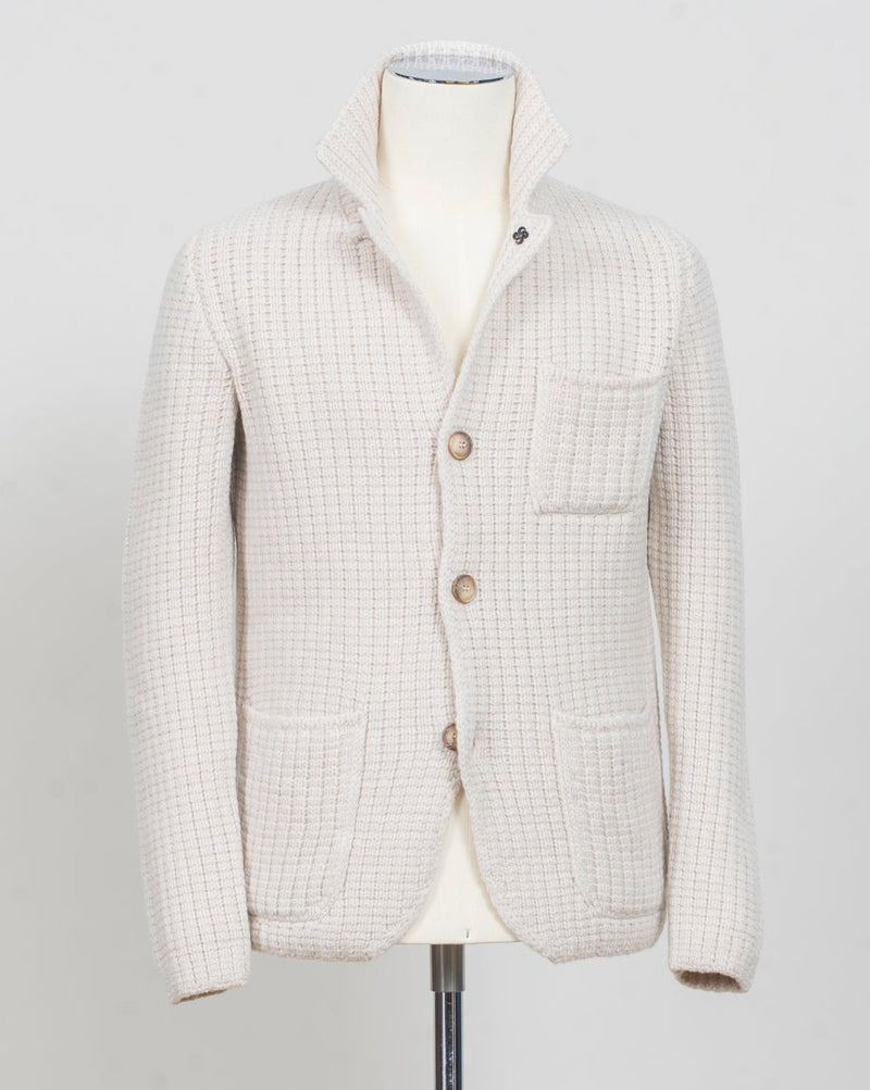 Gran Sasso Heavy Knitted Jacket
Article: 10166 / 25073
Color: 054 / Light Beige
Composition: 100% Virgin Wool
Made in Italy&nbsp;