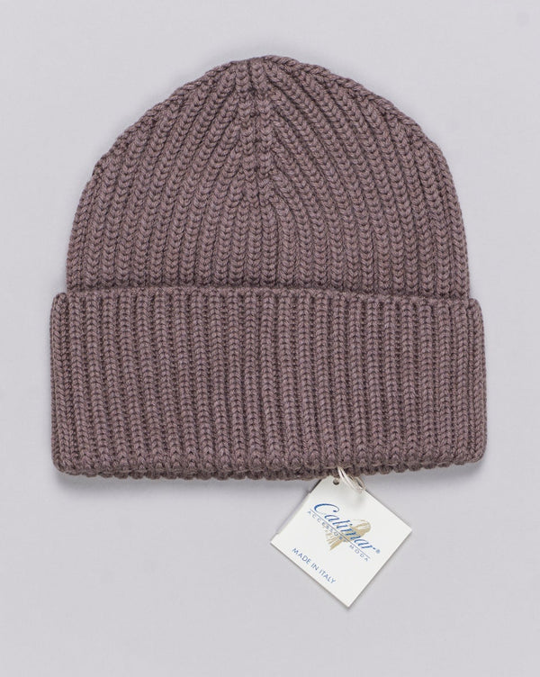 Composition: 100% Extrafine Merino Wool
Article: W23200
Color: Taupe / 20217
Made in Italy Calimar Ribbed Merino Beanie / Taupe