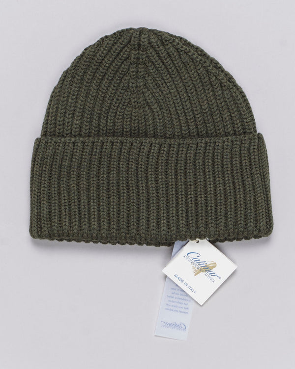 Composition: 100% Extrafine Merino Wool
Article: W23200
Color: Green / 20707
Made in Italy Calimar Ribbed Merino Beanie / Green