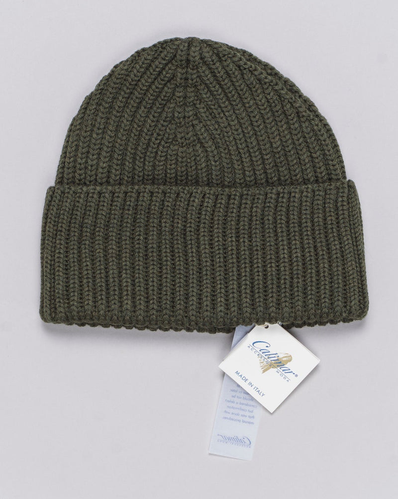 Composition: 100% Extrafine Merino Wool
Article: W23200
Color: Green / 20707
Made in Italy Calimar Ribbed Merino Beanie / Green