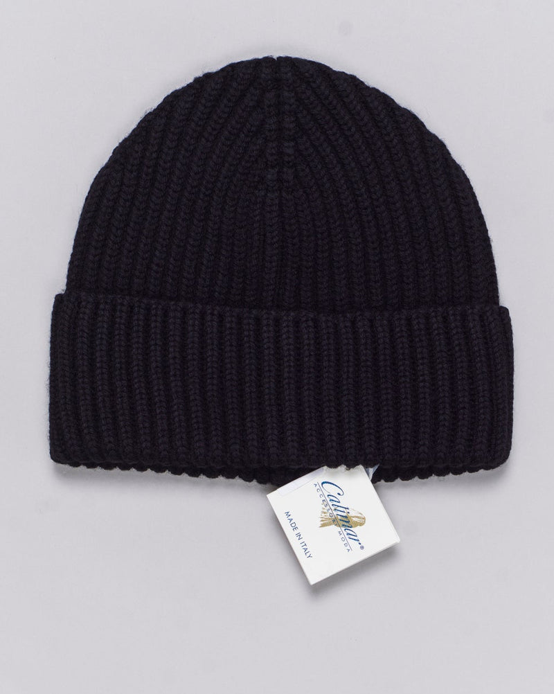 Composition: 100% Extrafine Merino Wool
Article: W23200
Color: Black / 10008
Made in Italy Calimar Ribbed Merino Beanie / Black