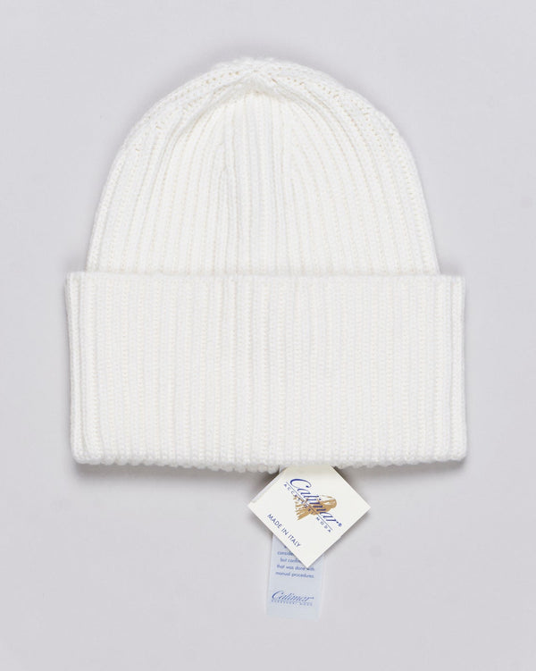 Composition: 100% Cashmere
Article: WVU083
Color: White / 21768
Made in Italy Calimar Ribbed Cashmere Beanie / White