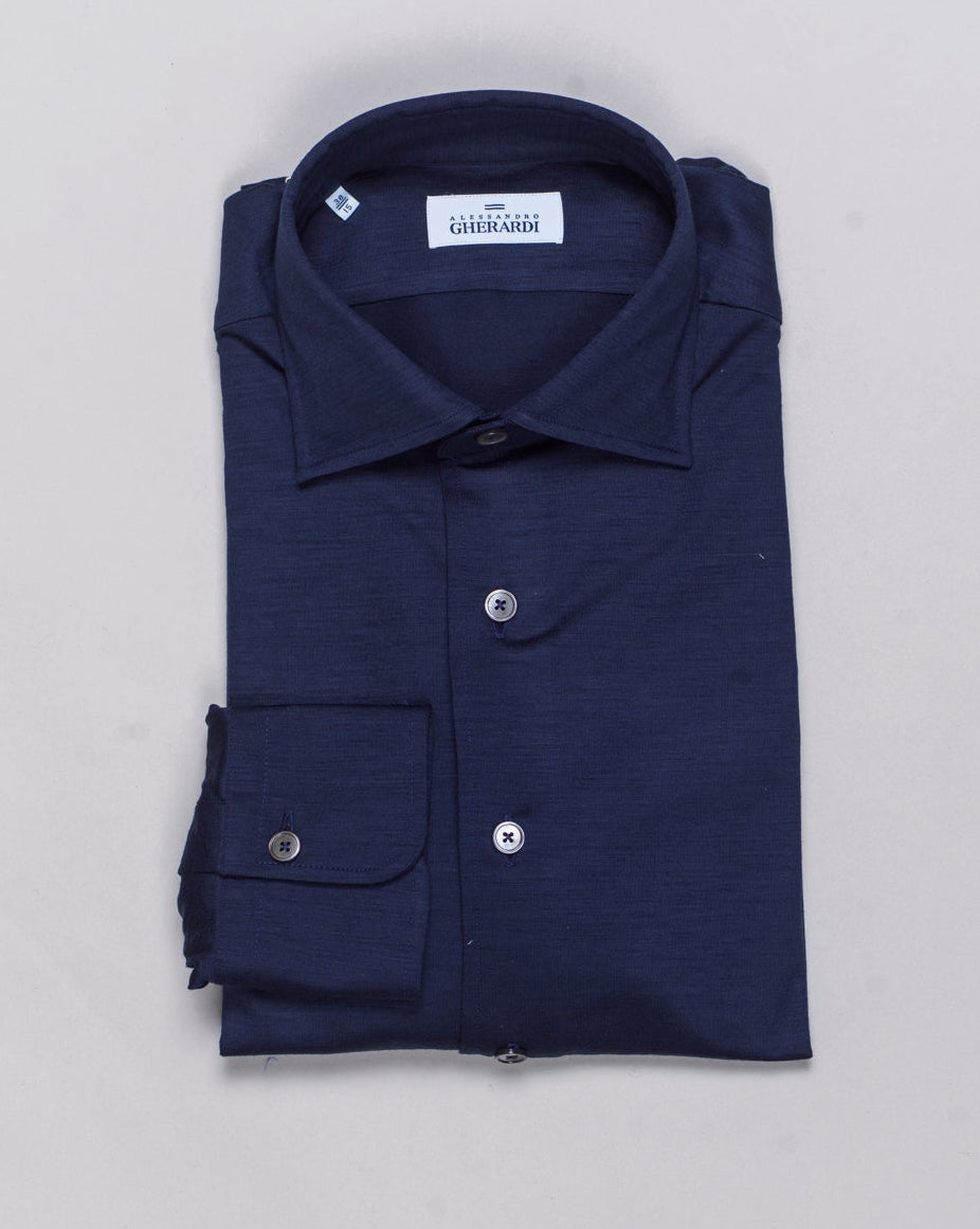 Composition: 100% Virgin wool (Merino) / Reda Active
Single cuffs
Removable collarbones
Article: JERSEY1 7577
Color: Navy
Wrinkle free
Made in Italy Alessandro Gherardi Merino Jersey Shirt / Navy
