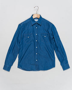 Composition: 100% Cotton
Mother of pearl snap buttons on front and cuffs
Article: 10AJ 670
Model: TEXANA6
Color: Blue
Made in Italy Alessandro Gherardi Denim Western Shirt / Blue