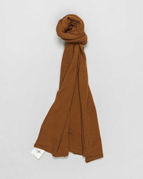 Composition: 100% Cashmere
Article: WS281
Color: Camel / 23020
Size: 190cmx35cm
Made in Italy Calimar Cashmere Scarf / Camel