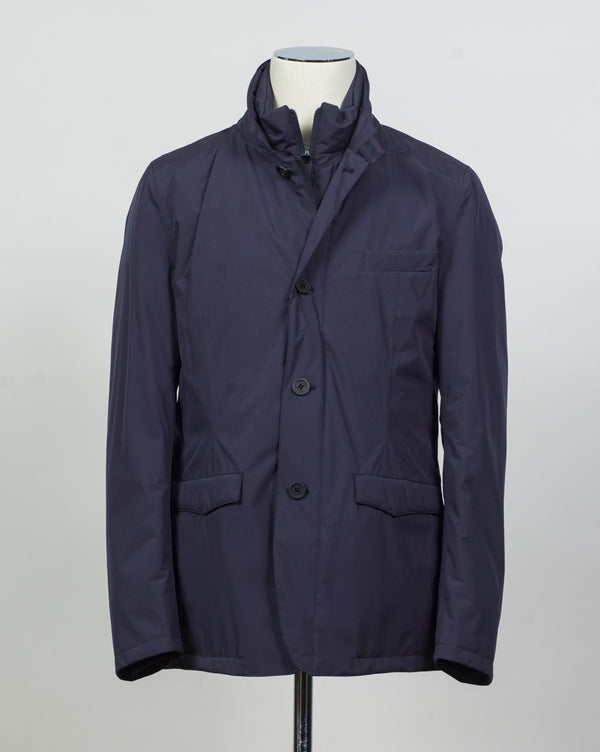 Article: PI001243U 12840 9201
Color: Navy
Main fabric: 100% polyester
Padding: 80% down 20% feather
Detachable bib
Snap button side pockets
Regular fit Herno Waterproof Down Coat / Navy