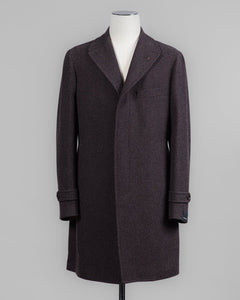 Model: Thomas
Unlined
Unconstructed shoulder
Color: M606 / Brown
Composition: 95% Virgin Wool 5% Cashmere
Made in Martina France, Italy Tagliatore Wool &amp; Cashmere Overcoat / Brown