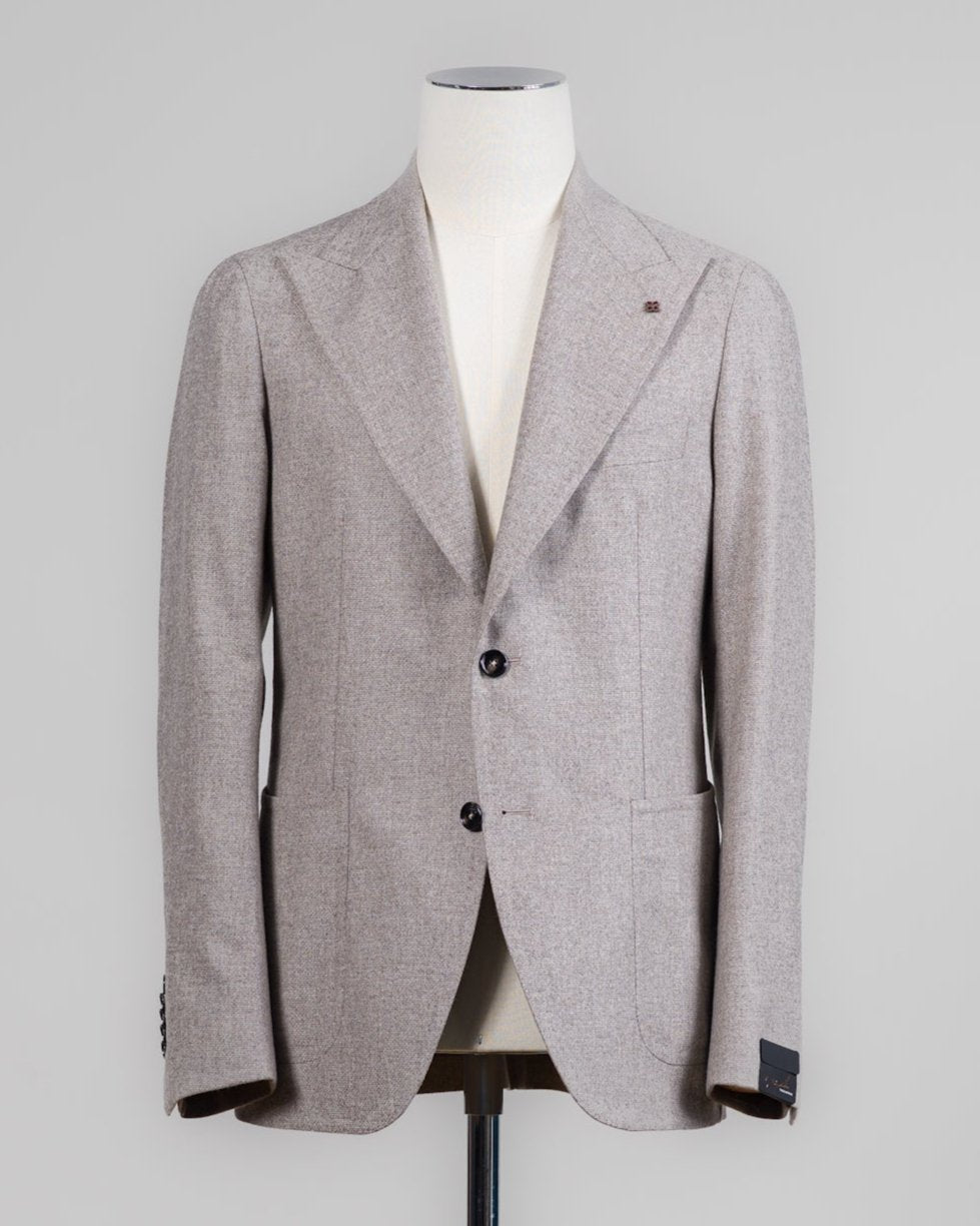 Composition: 90% Virgin wool 10% Cashmere
Modello: Pino Lerario / G-PL26K
Color: Light Taupe / T1354
Unconstructed shoulder
Unlined
2 Buttons
Peak lapel
Patch pockets
Side vents
Made in Martina Franca, Italy Tagliatore Wool & Cashmere Peak Lapel Jacket / Light Taupe
