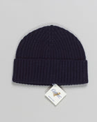 A staple for everyday wear. Perfect for wearing up high in a rolled fisherman style, or pulled snug. This beanie comes with lower profile fit.

Composition: 100% Cashmere
Article: WVU.128
Color: Navy / 20102
Lower profile fit Calimar Ribbed Cashmere Low Beanie / Navy
Made in Italy