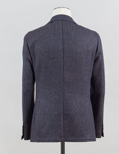 Patch pockets
Half lined
Unconstructed shoulder
Model: GJ02
Article: TW22114F
Color: 3390 / Blueberry/Brown
Composition: 100% Virgin Wool
Made in Italy Gaiola Tweed Jacket / Blueberry