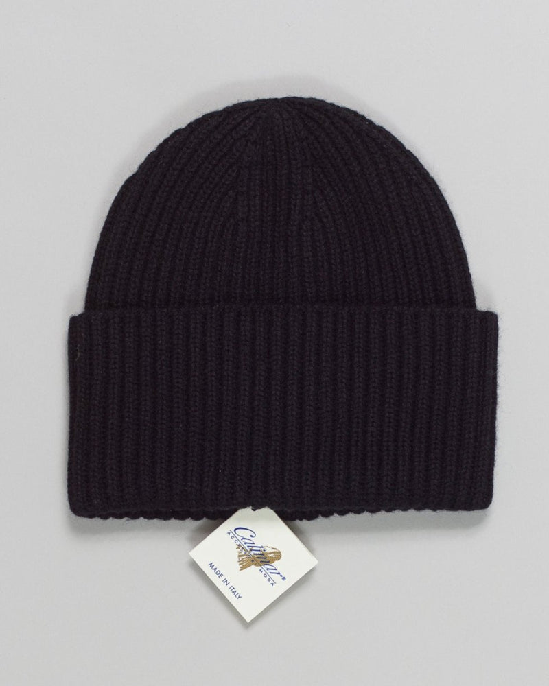 Composition: 100% Cashmere
Article: WVU.083
Color: Black / 20000
Made in Italy Calimar Ribbed Cashmere Beanie / Black