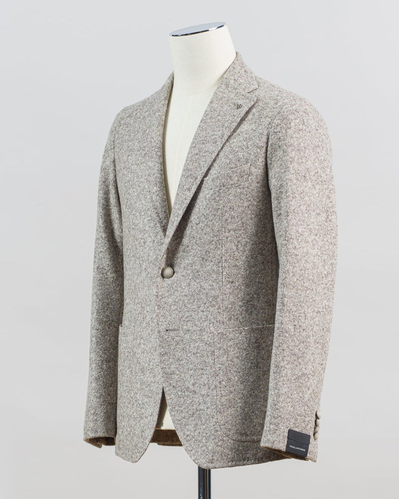 Composition: 85% Virgin wool 15% Silk
Modello: Monte Carlo / 1SMJ22K
Color: Taupe / T1043
Unconstructed shoulder
Unlined
2 Buttons
Notch lapel
Patch pockets
Side vents
Made in Martina Franca, Italy Tagliatore Wool &amp; Silk Bouclé Jacket / Light Taupe