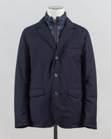 External material: 80% Pl, 20%Vi
Padding: 80% Down 20% Waterfowl Feathers
Lining 100% Ny

Buttons in front
Detachable bib (neckwarmer)&nbsp;
Flap pockets in front
Article: PI001189U 12638
Color: 9200 / Navy Herno Down Padded Jacket / Navy