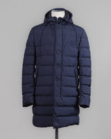 Waterproof
Windproof
Breathable
Two zip and buttons in front
Detachable bib (neckwarmer)&nbsp;
Detachable hood
Slanted zippered pockets in front
Article: PI141UL 11106
Color: 9201 / Navy

80% Down 20% Waterfowl Feathers&nbsp;Herno Laminar Gore-Tex Down Coat / Navy