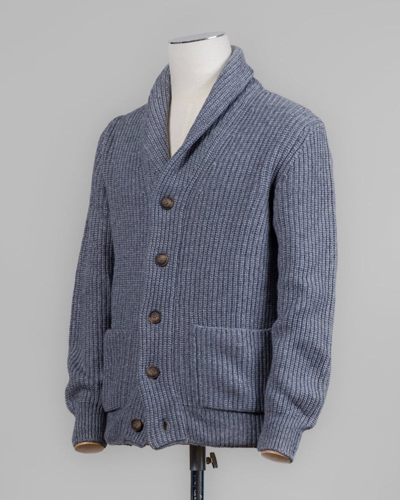 Article: 13199/19101
Color: 070 / Grey
Composition: 70% Virgin Wool 30% Polyamide

Made in Italy Gran Sasso Ribbed Shawl Collar Cardigan / Grey