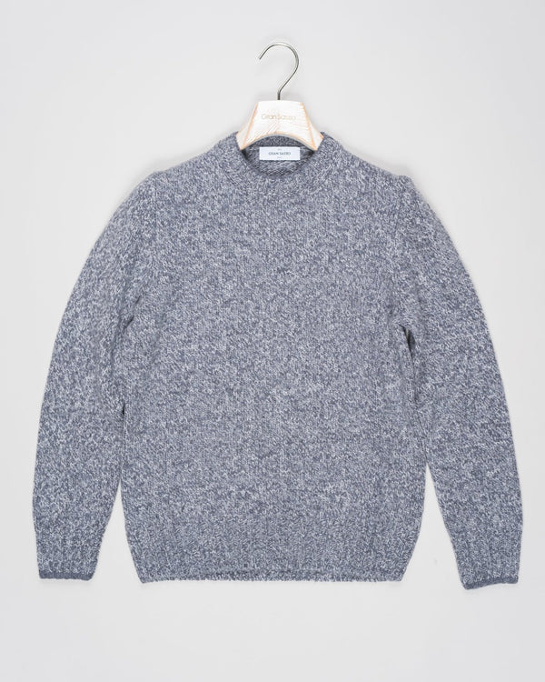 Crew neck knit with a up-to-date, two toned&nbsp; melangé pattern. Fibers of geelong lambswool are extra crimped and curly. This makes it extremely soft, warm and comfortable to wear.


Article: 10158/25701
Color: 844 / Grey &amp; Light Grey
Composition: 100% Virgin Wool (Super Geelong)

Made in Italy Gran Sasso Two-tone Wool Crew Neck / Grey