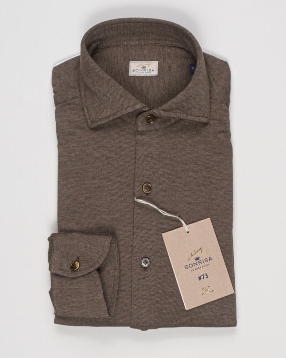 Sonrisa Silvery Line Shirt
Soft collar with removable collar bones&nbsp; / Collar B438&nbsp;
Long sleeves
Composition: 60% Cotton 40% Lyocell
Article: J731
Color: 04 / Brown
Made in Italy Sonrisa Cotton & Lyocell Jersey Shirt / Brown