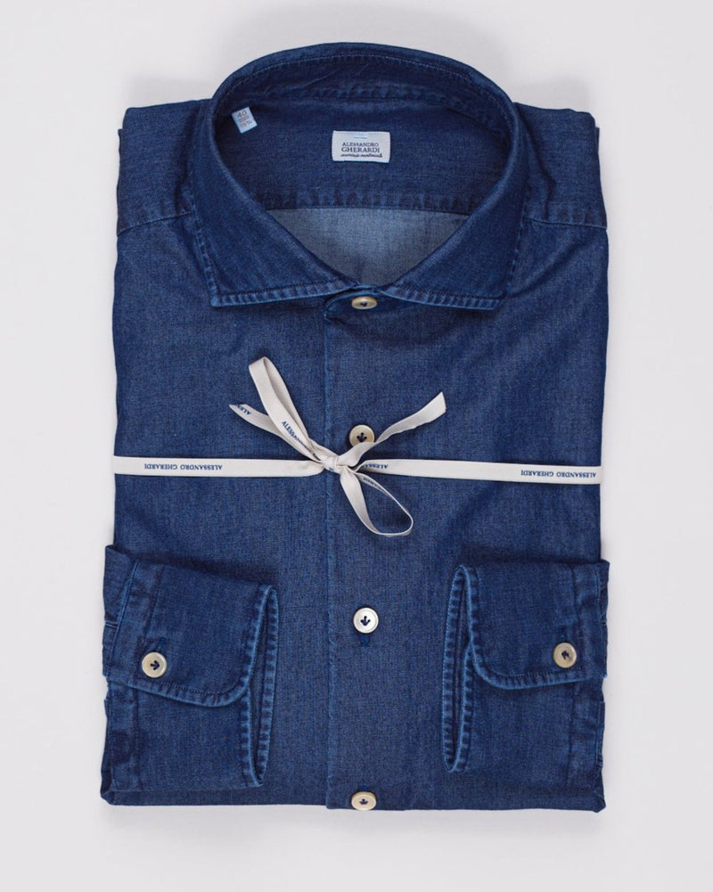 Composition: 100% Cotton
Article: 10AT 679
Color: Dark Blue
Removable collarbones
Single cuffs&nbsp;
Made in Italy Alessandro Gherardi Denim Shirt / Dark Blue