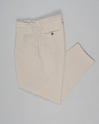 Article: 424180
Color: Ecru / 23
Composition: 98% Cotton 2% Elastan
Pleated front
Slanted side pockets
Beltloops
Beautiful color and broken in look and feel achieved by Garment dying process

Made in Naples, Italy Briglia Portobello Cotton Trousers / Ecru
