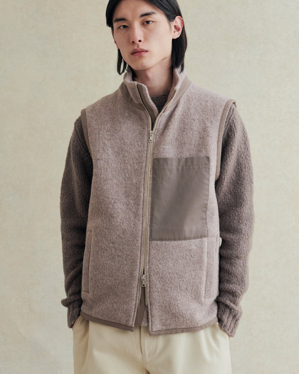 De Bonne Facture Boiled Wool Sherpa Vest / Beige