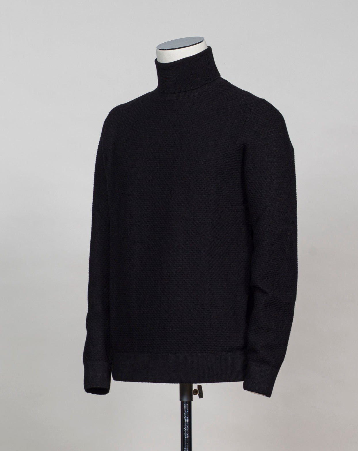 Art. 57157-14221 Col. 099 Black 100% Wool Made in Italy   Gran Sasso Merino Honey Comb Roll Neck / Black